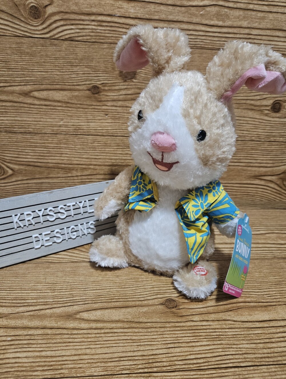 Hallmark Sweet Dancing Animated Musical Easter Bunny Plush Macarena 2013